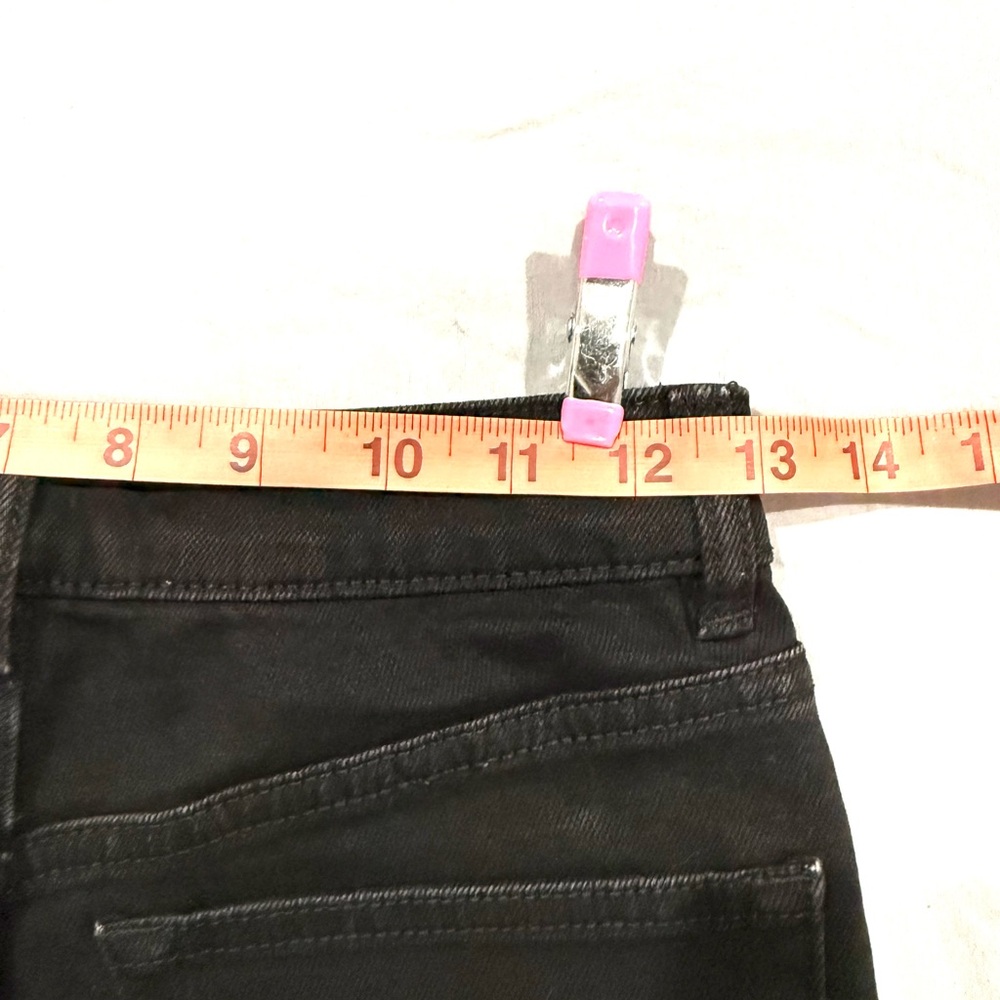 Zara woman Black Frayed Denim high waisted short.Size USA 02 - Picture 8 of 10
